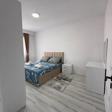 House Albania * Kamez