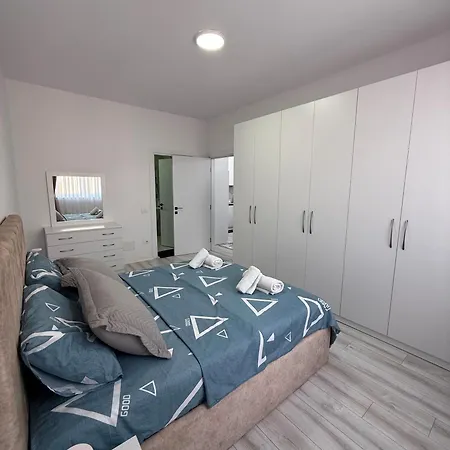 Appartement House Albania Kamez